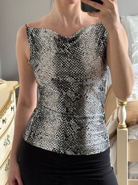 Vintage 90’s/Y2K Sleeveless Top